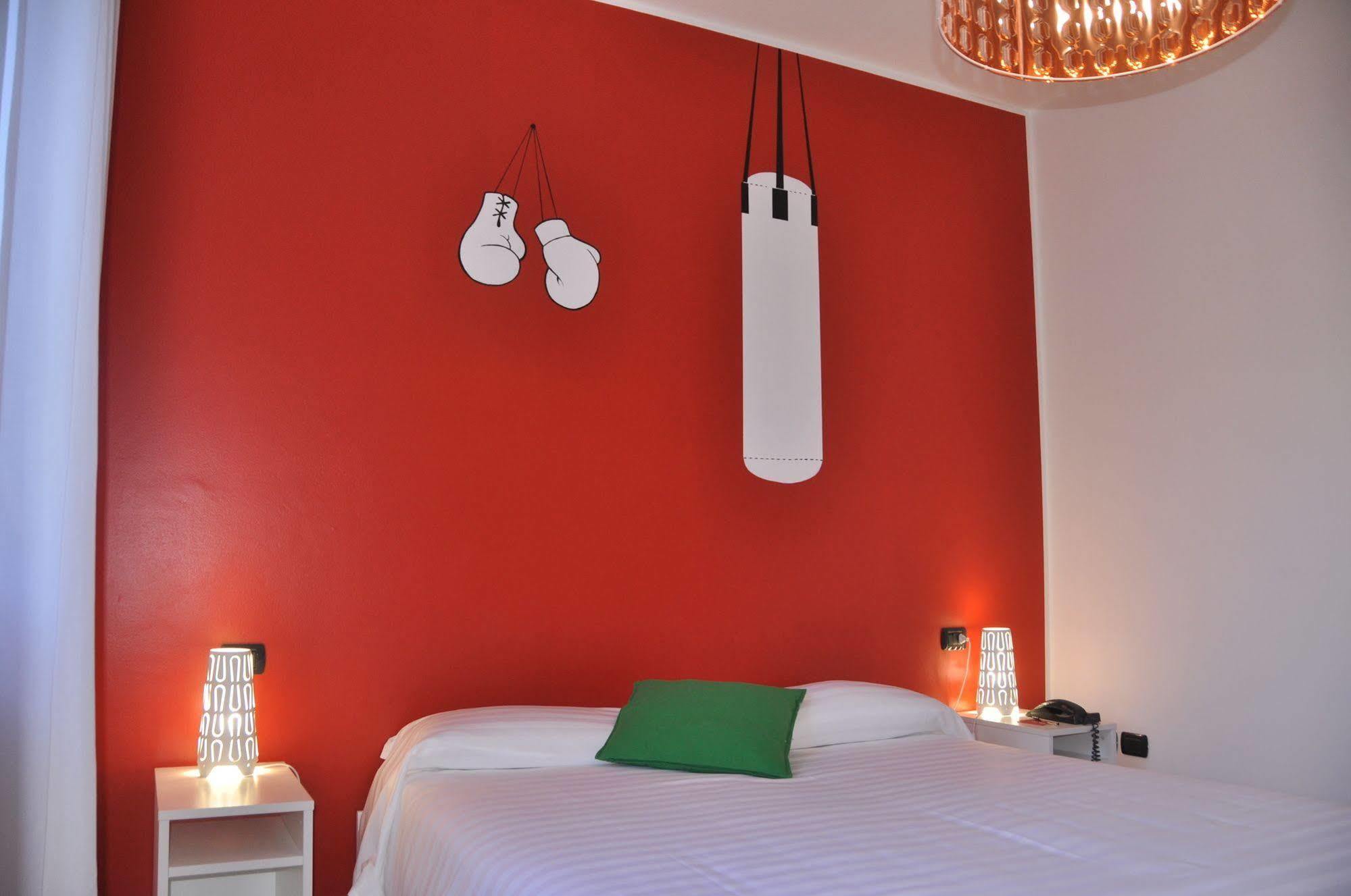 Lo Scoiattolo Piedmont Bike Hotel Pralormo Exterior photo