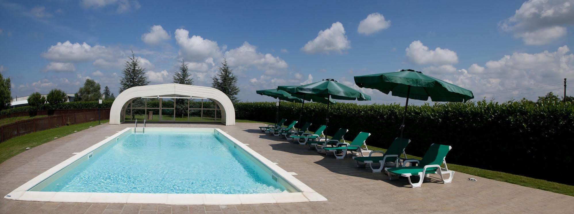 Lo Scoiattolo Piedmont Bike Hotel Pralormo Exterior photo